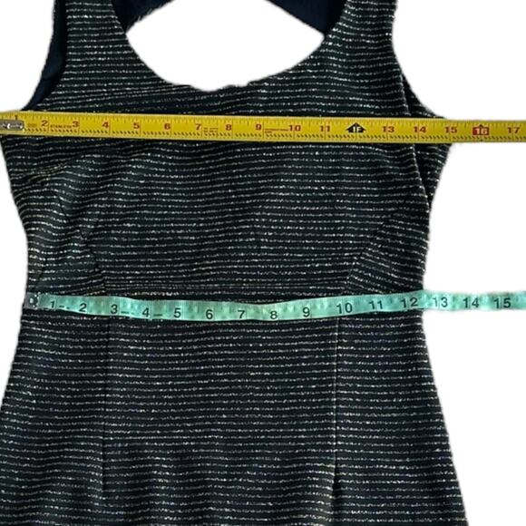 Womens Dress Size Medium Black Metallic Gold Stripe Soft Goth Professional Party - Picture 2 of 7